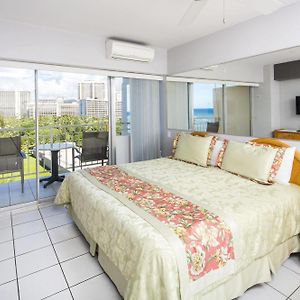 Deluxe Studio